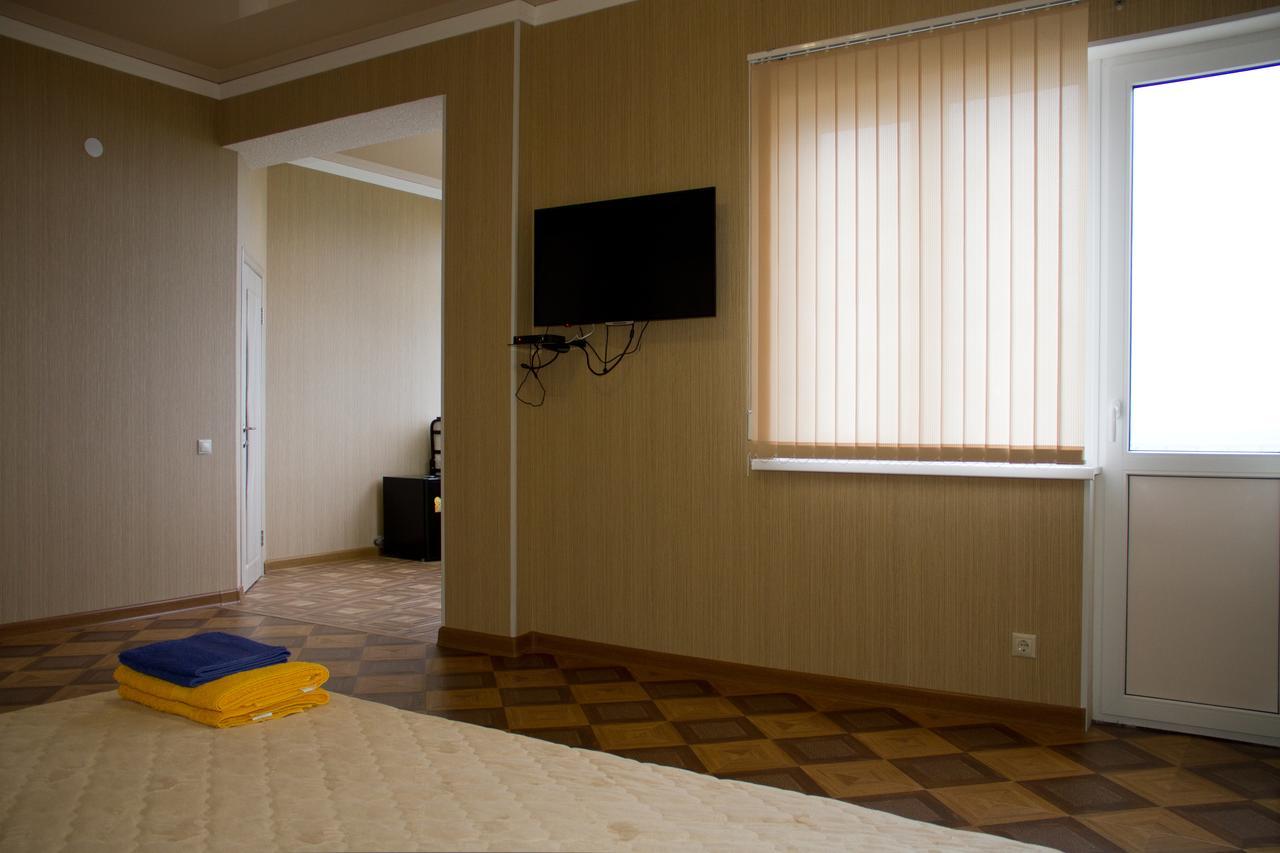 Guest House Vzgorye Gagra Exterior photo